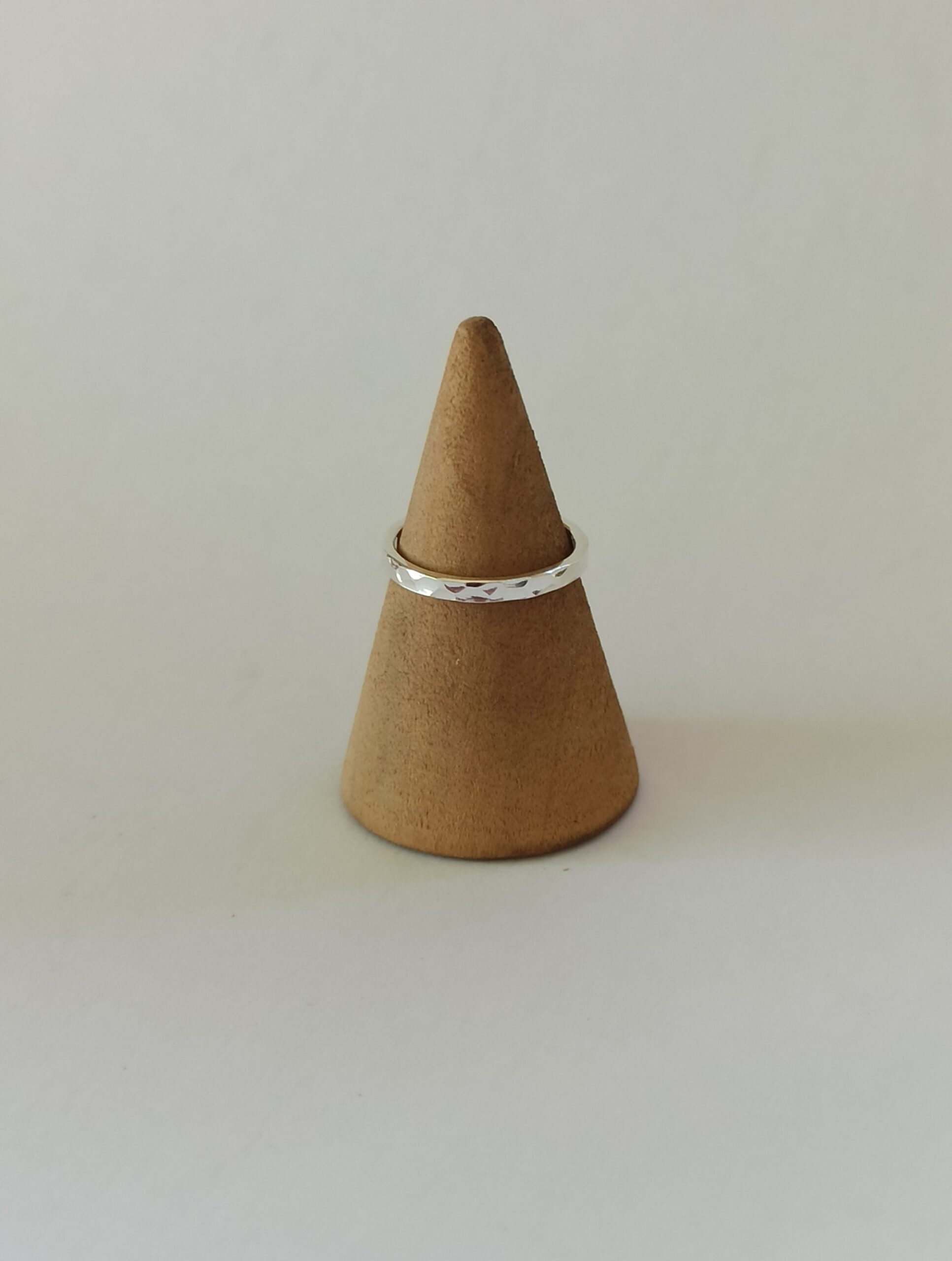 Anillo Midi Martellé